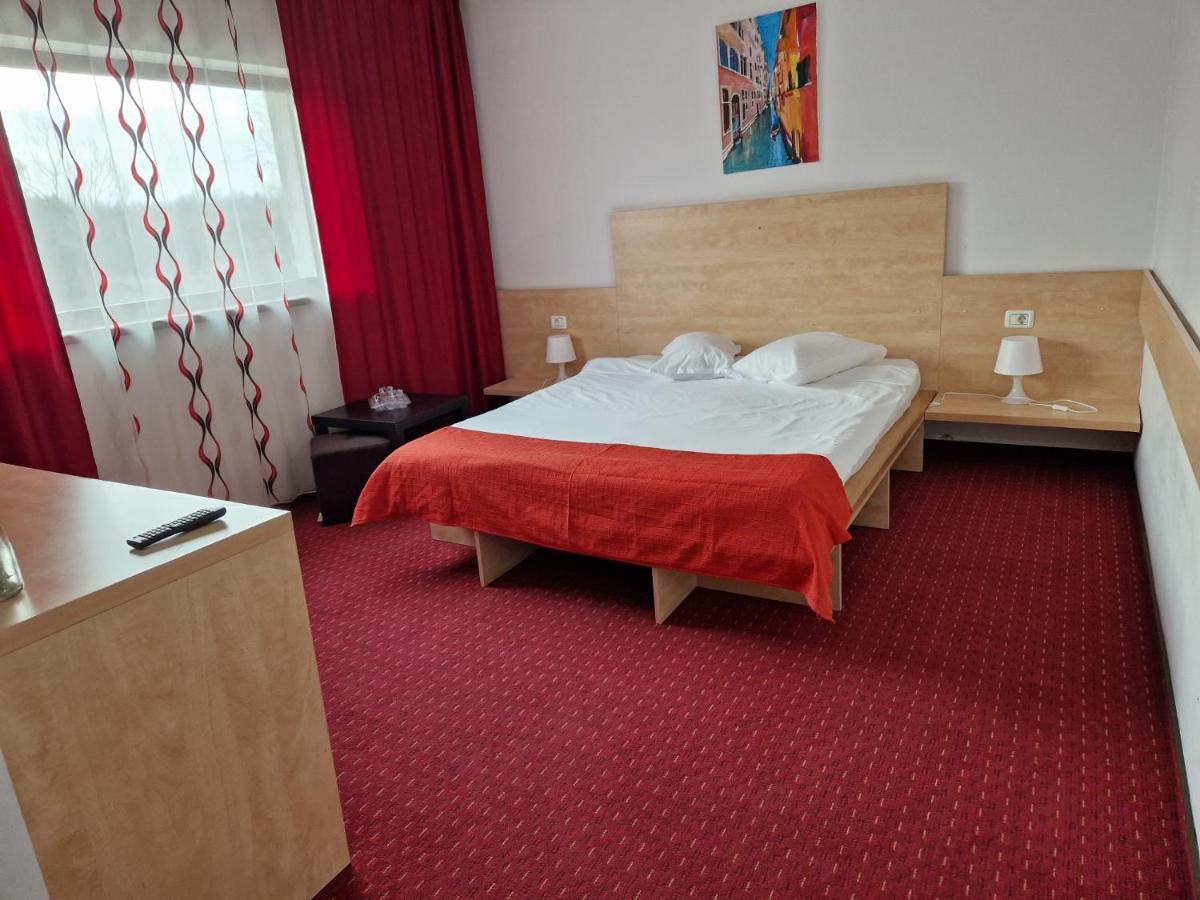 Pensiunea Carpe Diem Râmnicu Vâlcea Εξωτερικό φωτογραφία