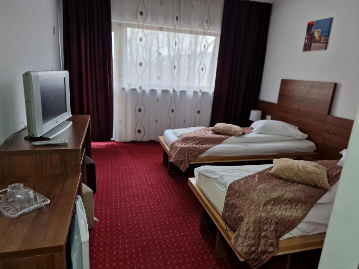 Pensiunea Carpe Diem Râmnicu Vâlcea Εξωτερικό φωτογραφία