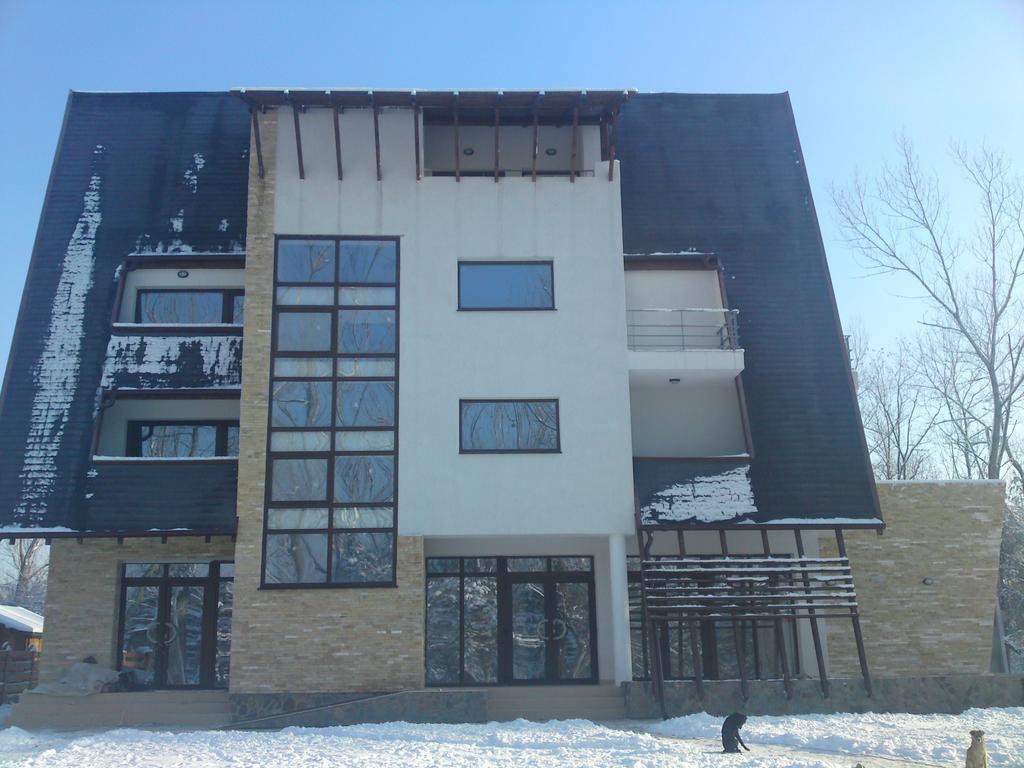 Pensiunea Carpe Diem Râmnicu Vâlcea Εξωτερικό φωτογραφία