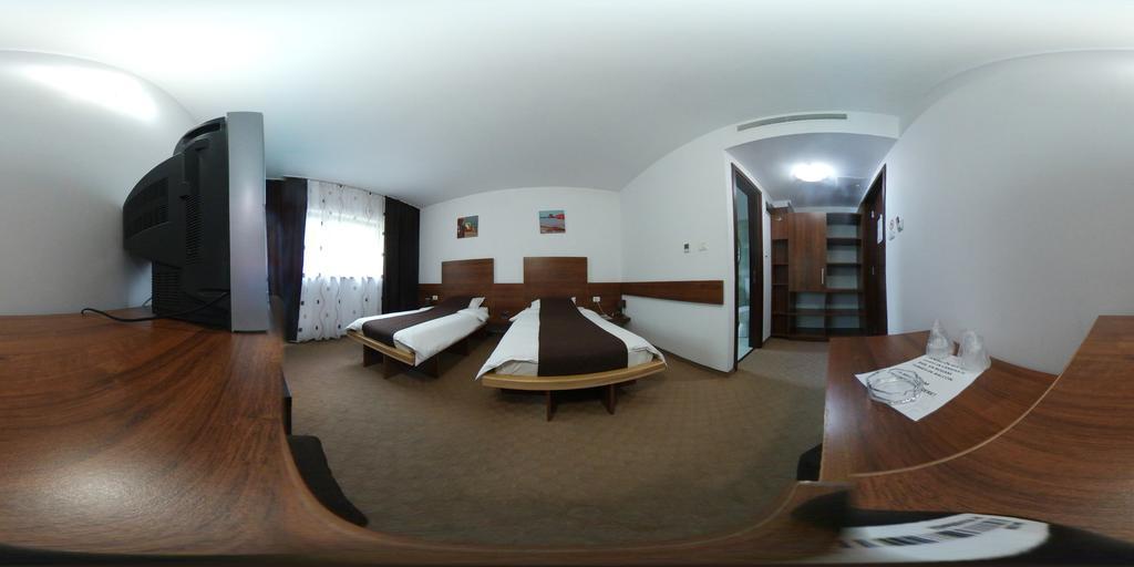 Pensiunea Carpe Diem Râmnicu Vâlcea Εξωτερικό φωτογραφία
